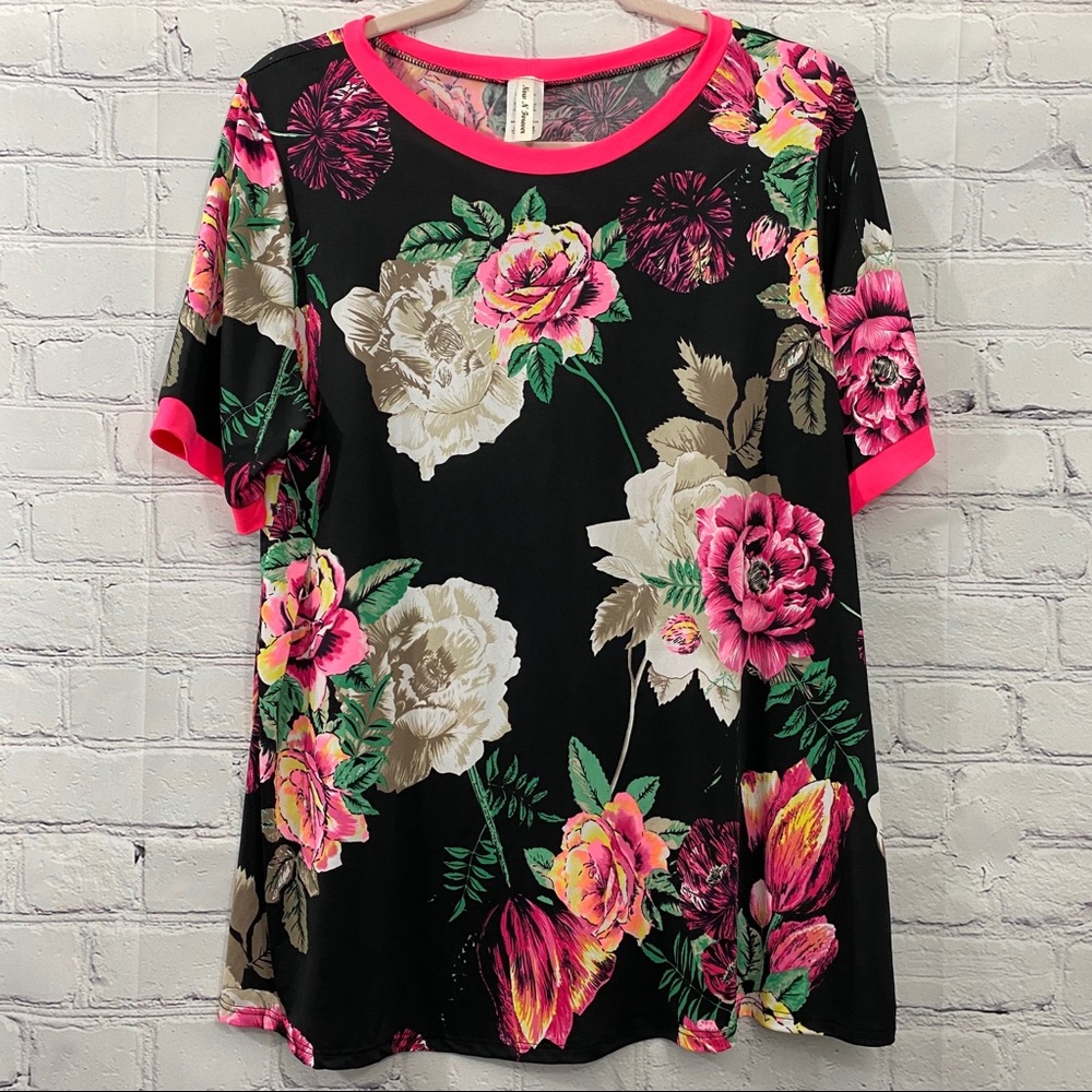 Now N Forever Floral Black amd Neon Pink